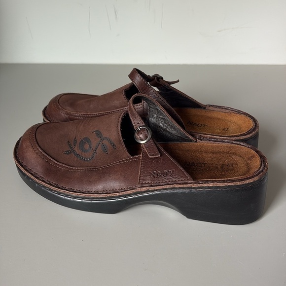 Naot Camila Brown Leather Comfort Shoes Slide Clog Mule Size 41 - Picture 2 of 10